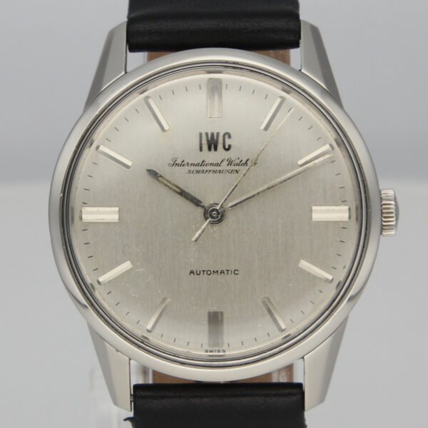 IWC Vintage R810A