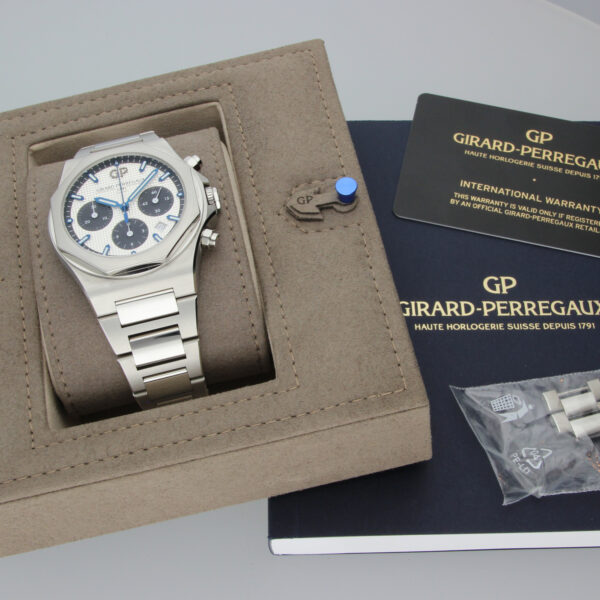 Girard Perregaux Laureato 81020-11-131-11A