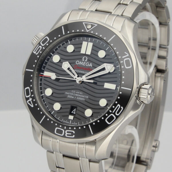 Omega Seamaster Diver 300 M 210.30.42.20.01.001